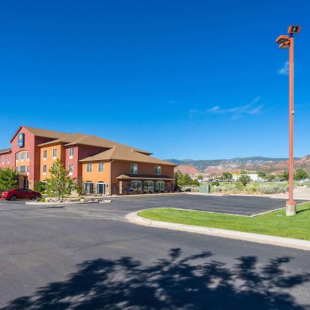 Comfort Inn & Suites Cedar City Exterior photo